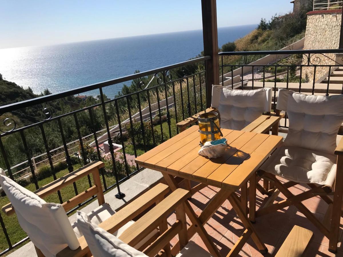 Koumaros Villas Ajía Paraszkeví Kültér fotó