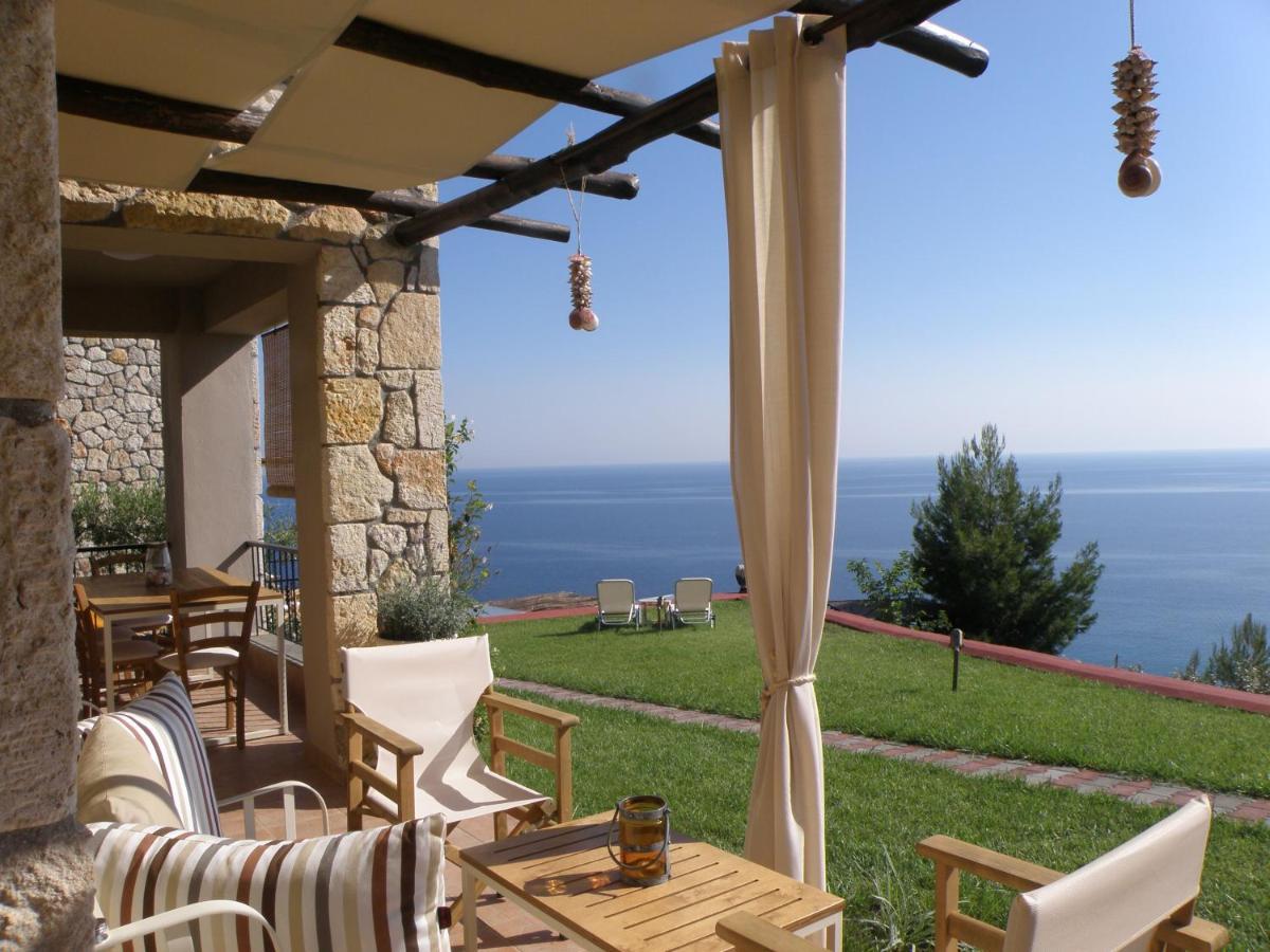 Koumaros Villas Ajía Paraszkeví Kültér fotó