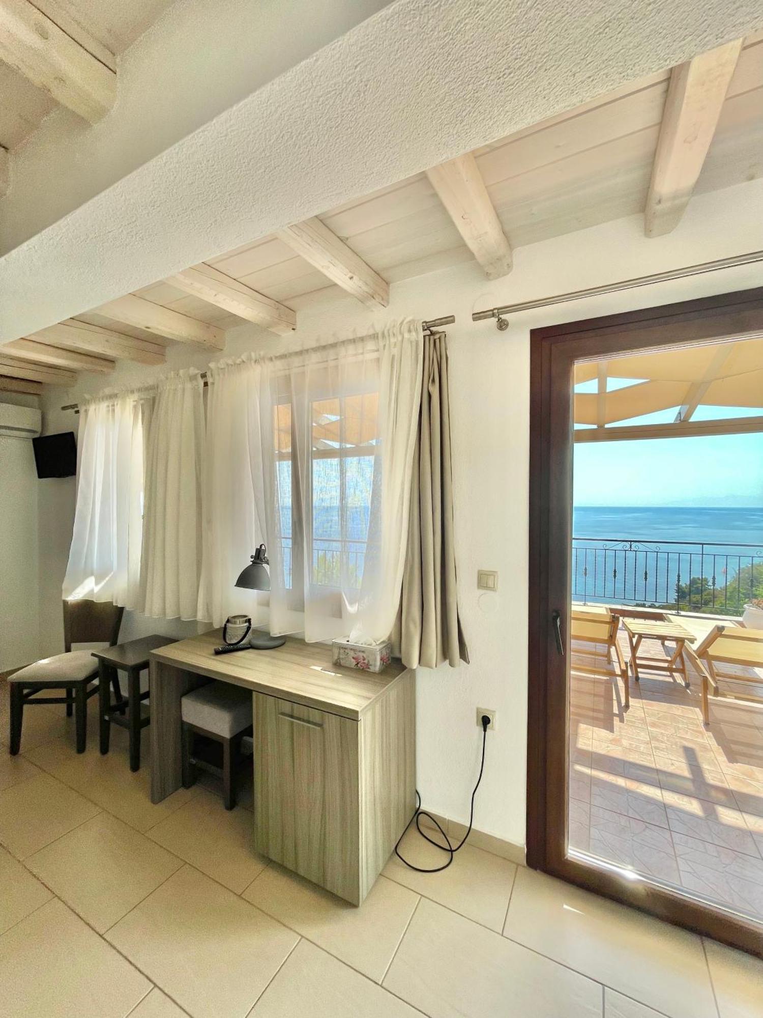 Koumaros Villas Ajía Paraszkeví Kültér fotó
