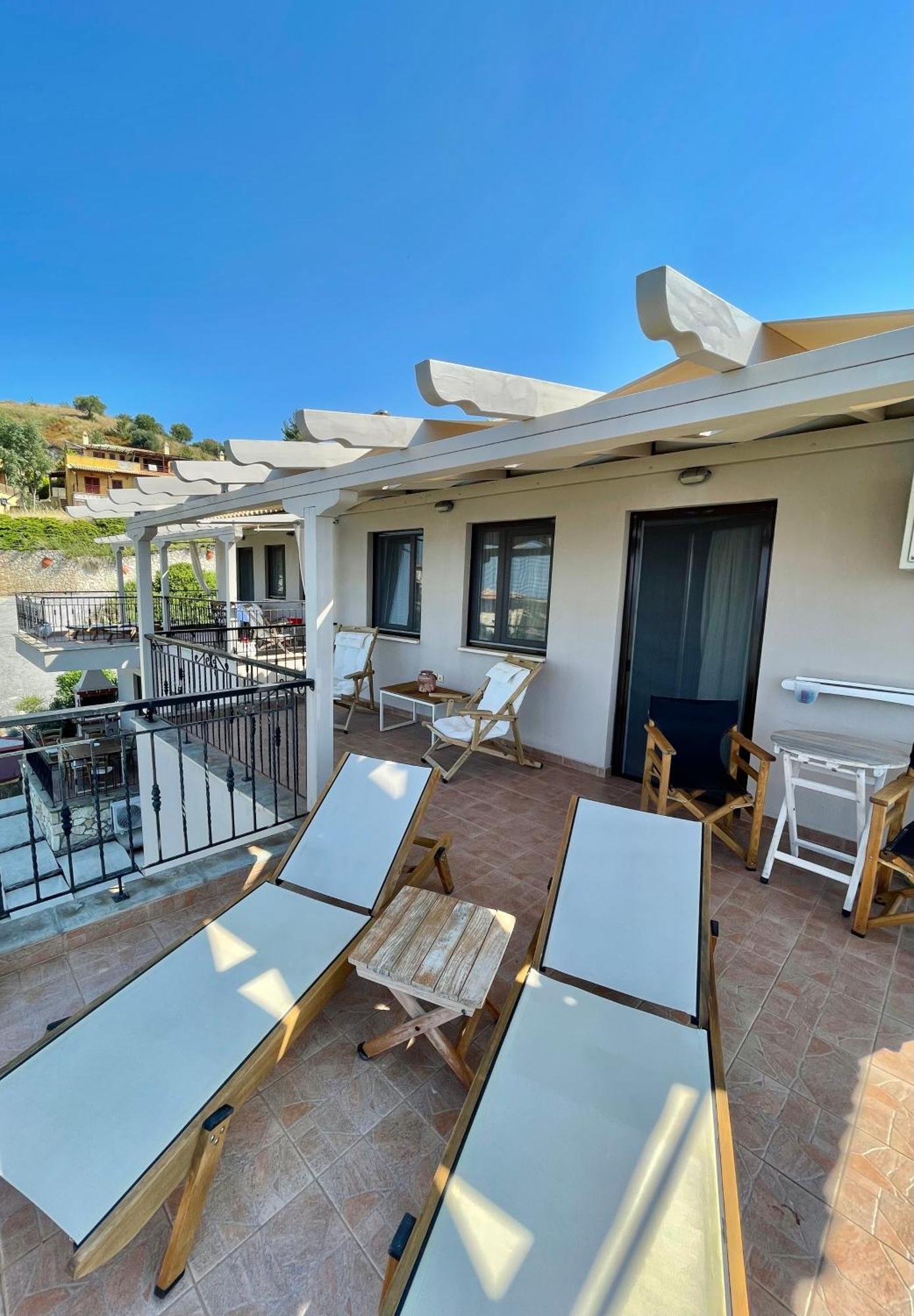 Koumaros Villas Ajía Paraszkeví Kültér fotó