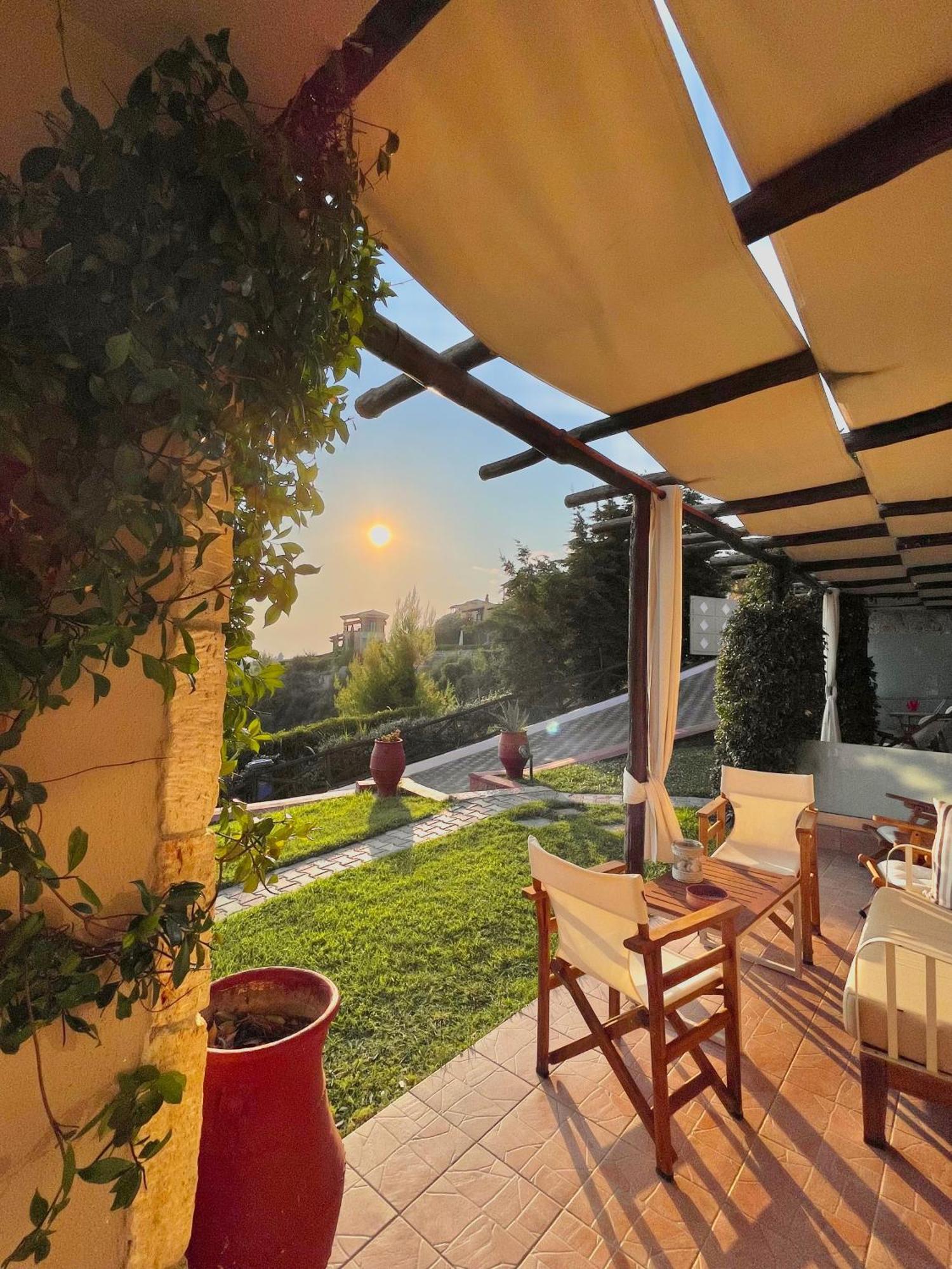Koumaros Villas Ajía Paraszkeví Kültér fotó