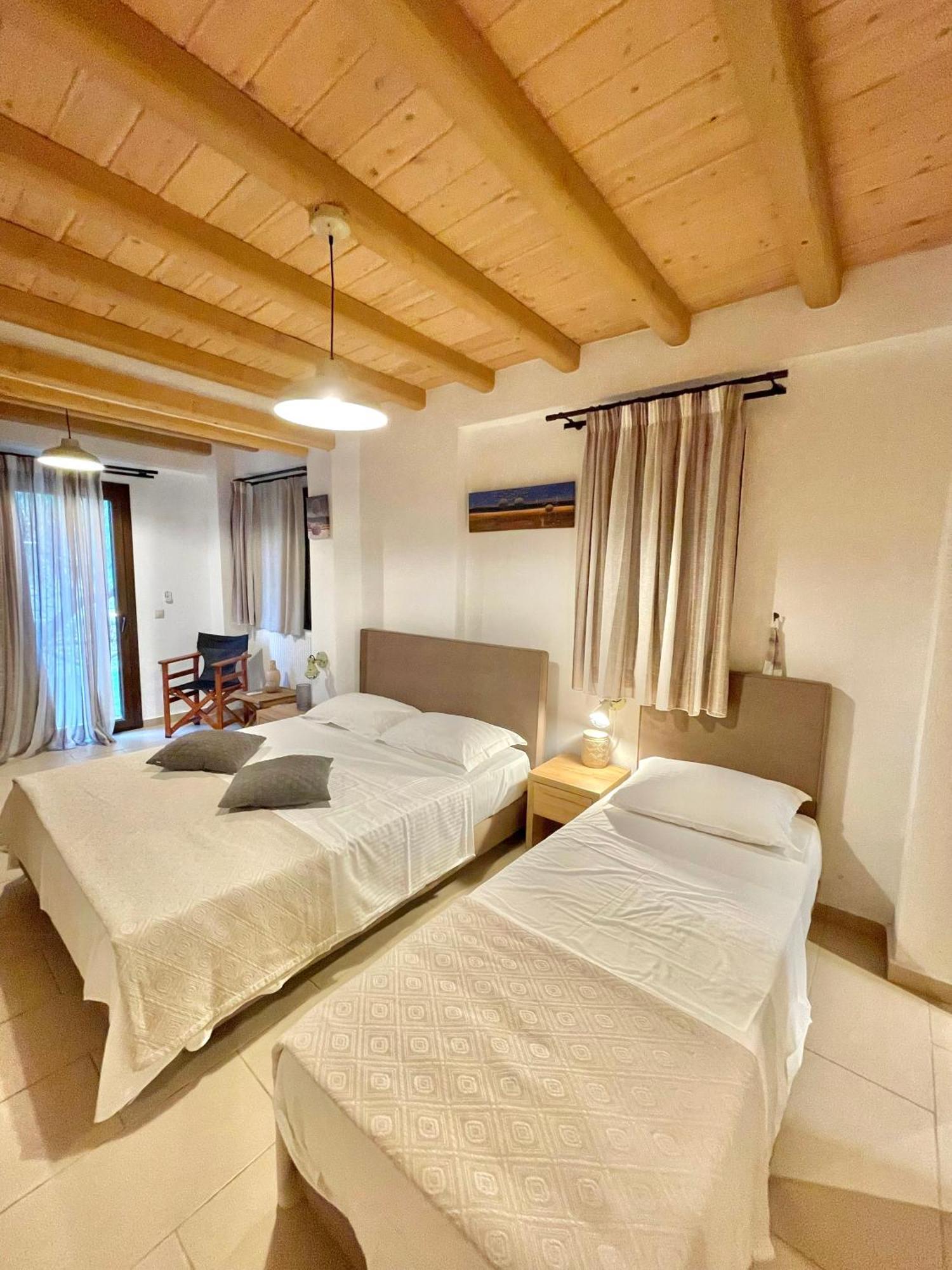 Koumaros Villas Ajía Paraszkeví Kültér fotó