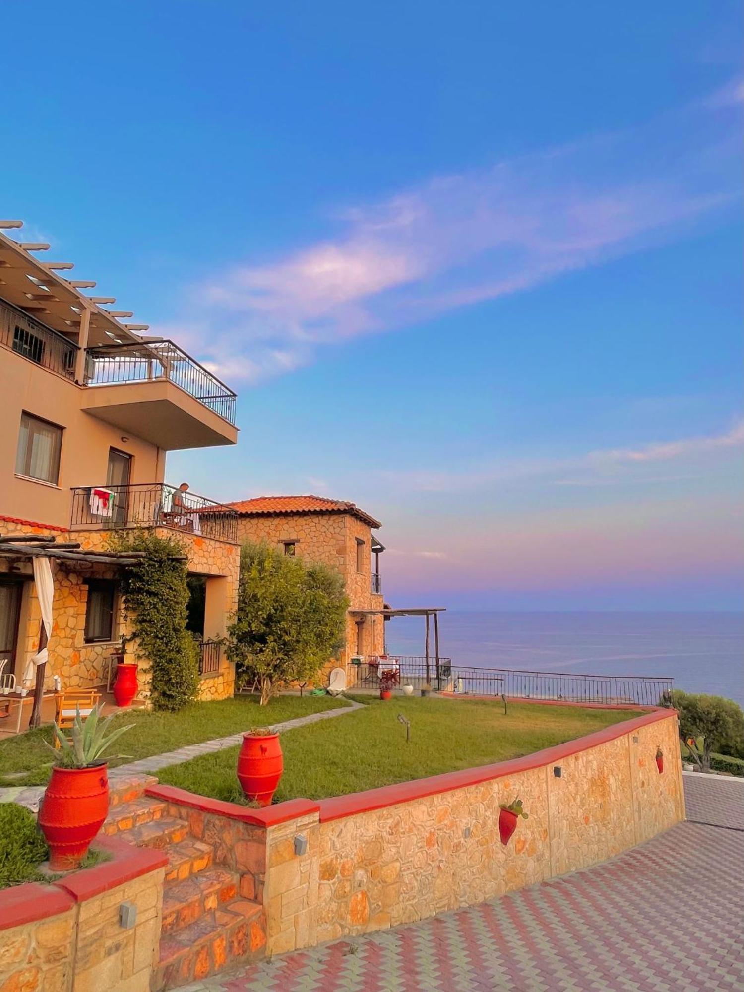 Koumaros Villas Ajía Paraszkeví Kültér fotó
